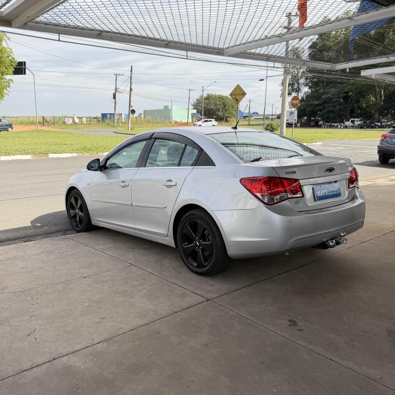 CHEVROLET Cruze Sedan - Foto