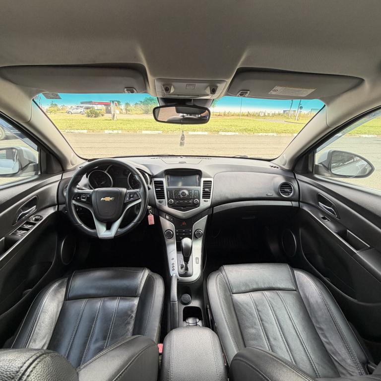 CHEVROLET Cruze Sedan - Foto