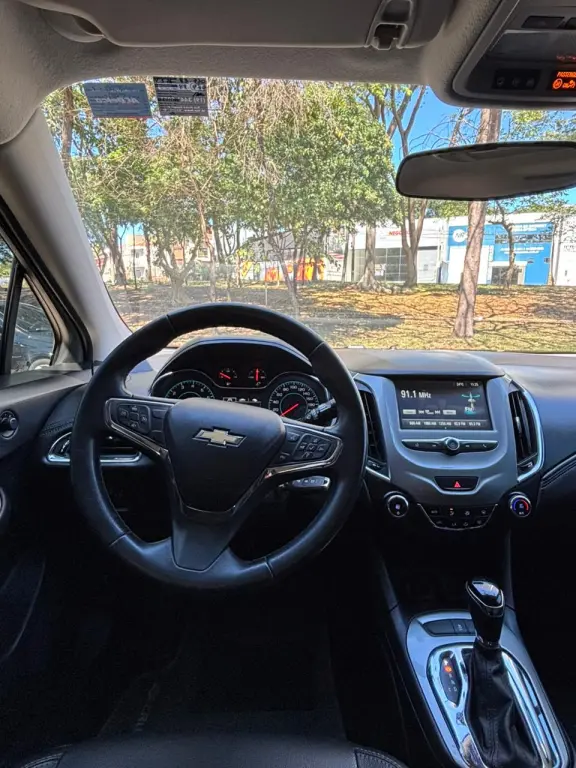 CHEVROLET Cruze Sedan - Foto