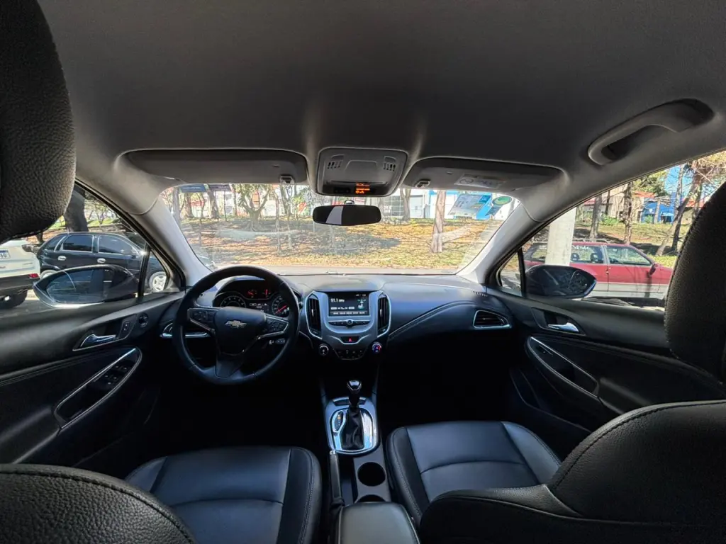 CHEVROLET Cruze Sedan - Foto