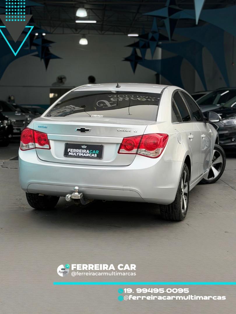 CHEVROLET Cruze Sedan - Foto
