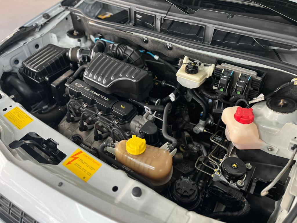 CHEVROLET Montana - Foto