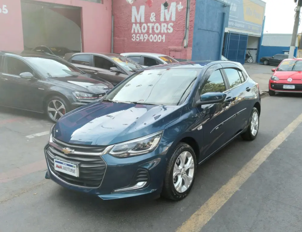 CHEVROLET Onix Hatch