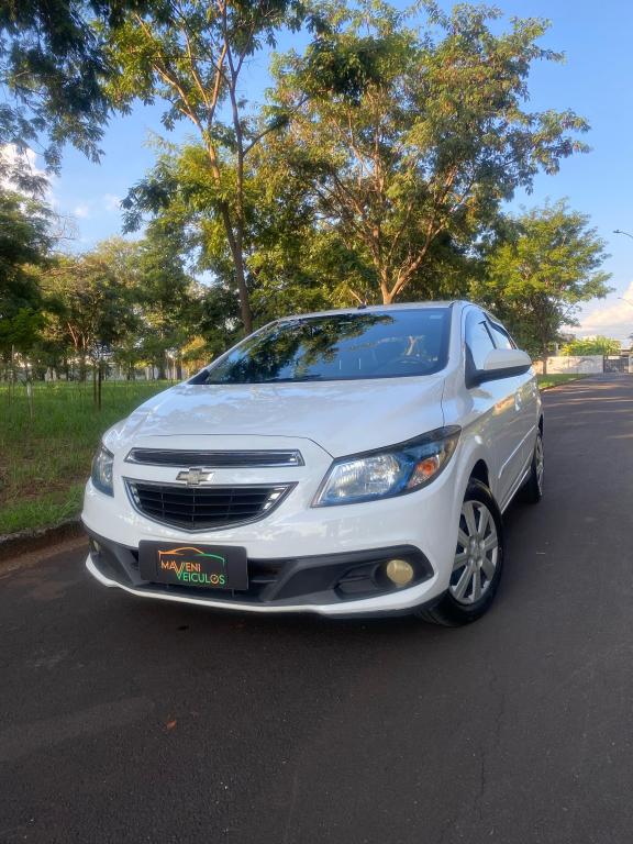 CHEVROLET Onix Hatch