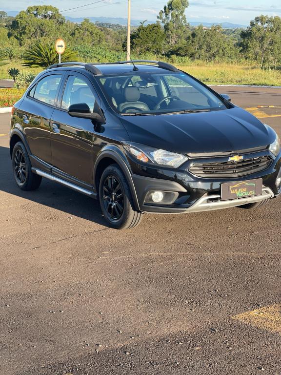 CHEVROLET Onix Hatch