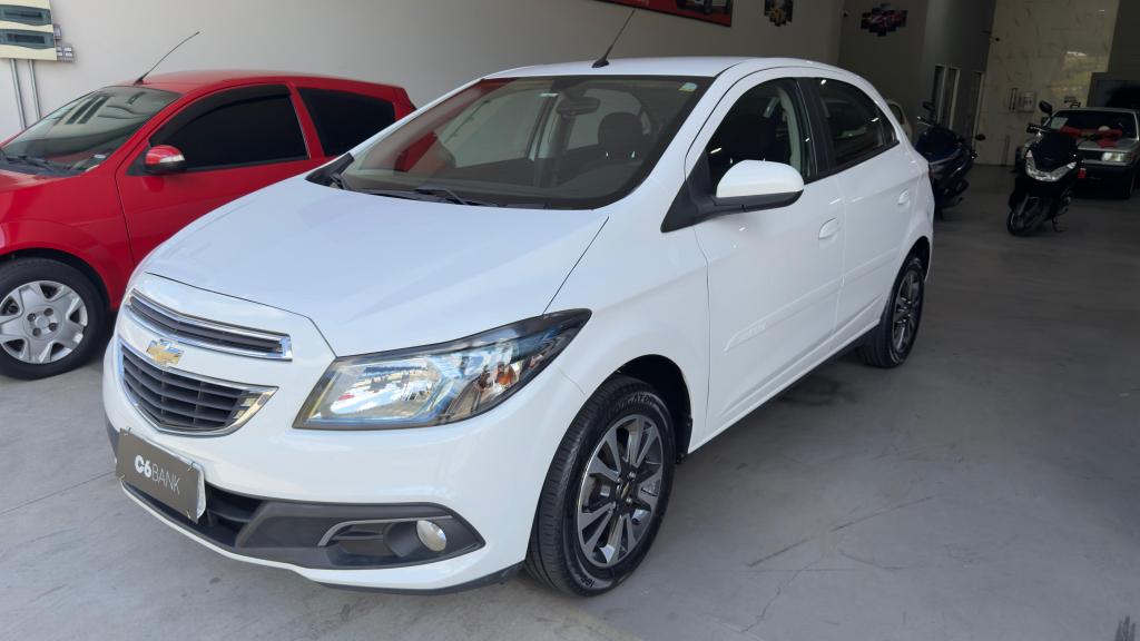 CHEVROLET Onix Hatch