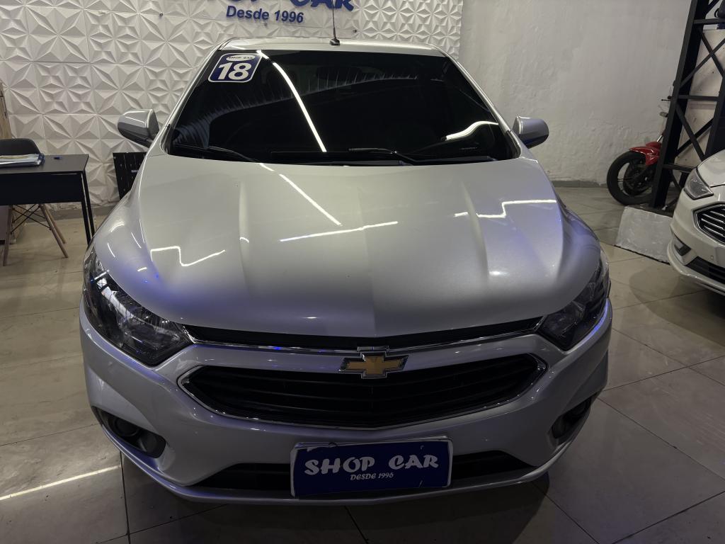 CHEVROLET Onix Hatch - Foto