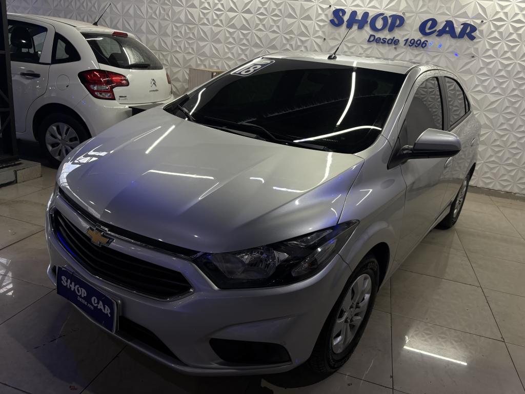 CHEVROLET Onix Hatch - Foto