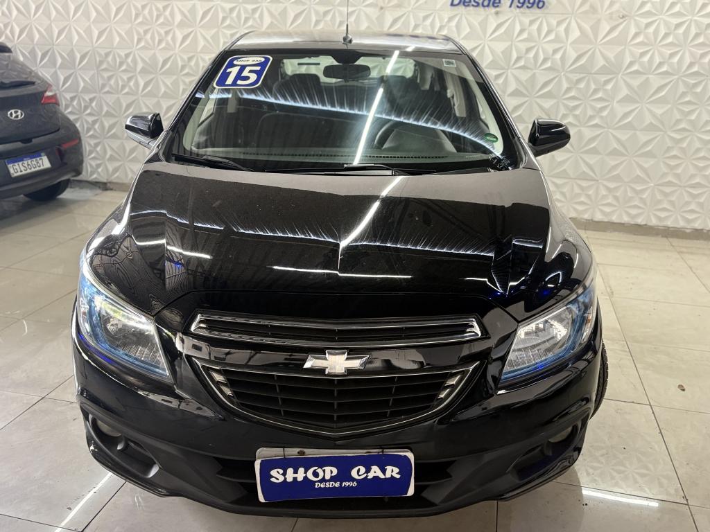 CHEVROLET Onix Hatch - Foto