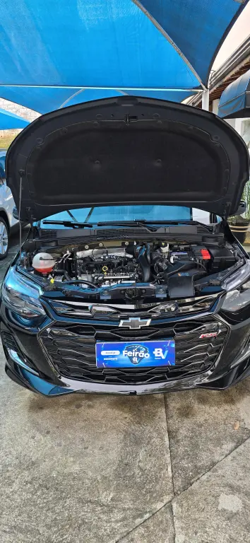 CHEVROLET Onix Hatch - Foto