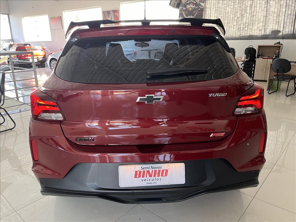 CHEVROLET Onix Hatch - Foto