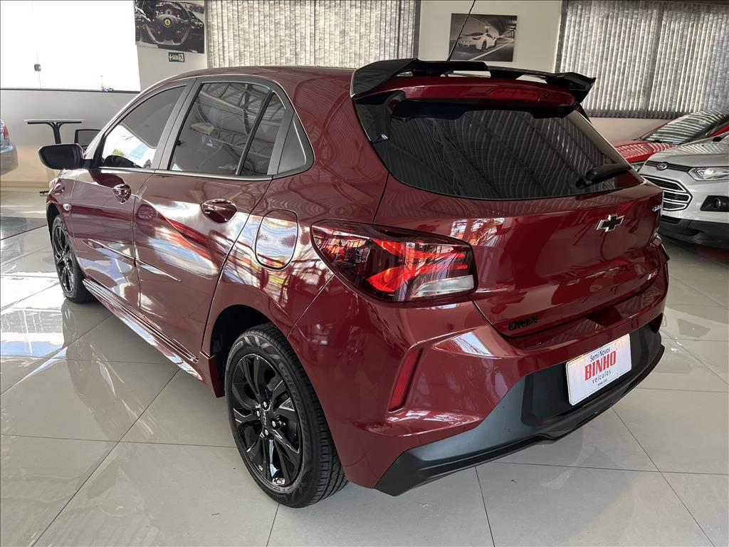 CHEVROLET Onix Hatch - Foto