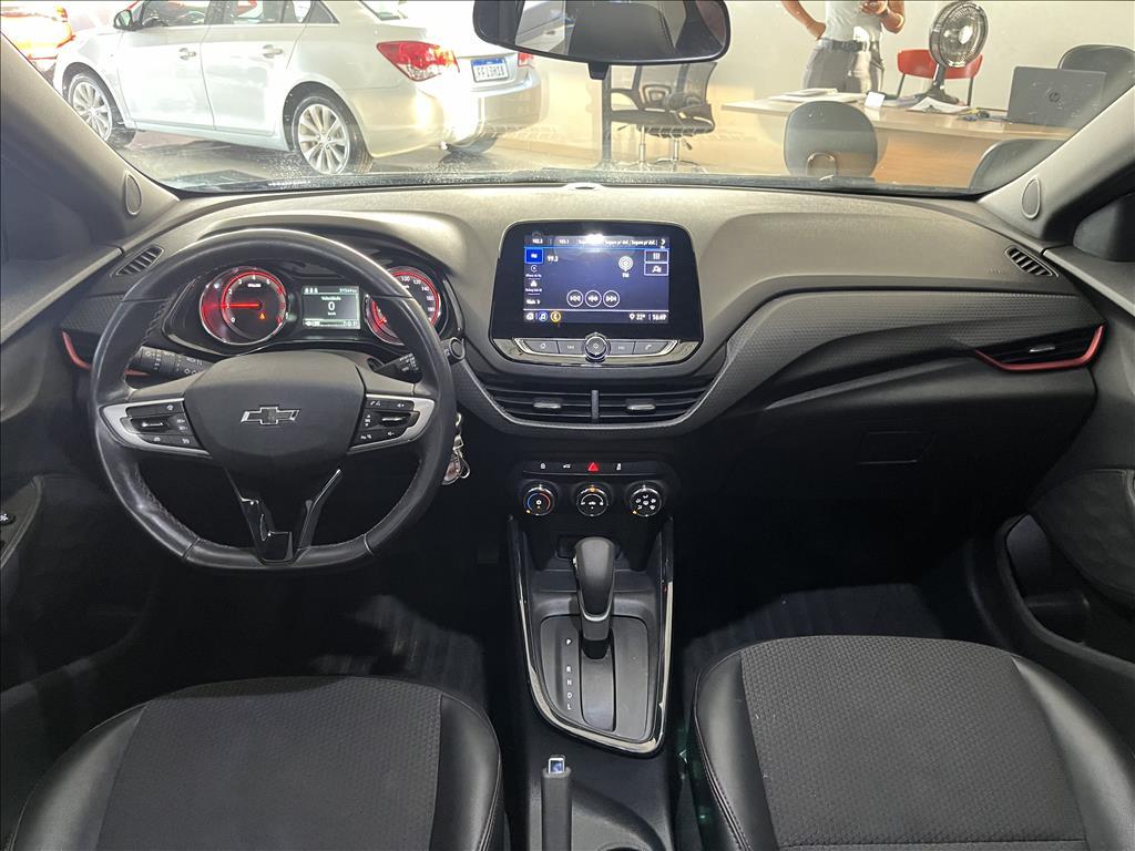 CHEVROLET Onix Hatch - Foto