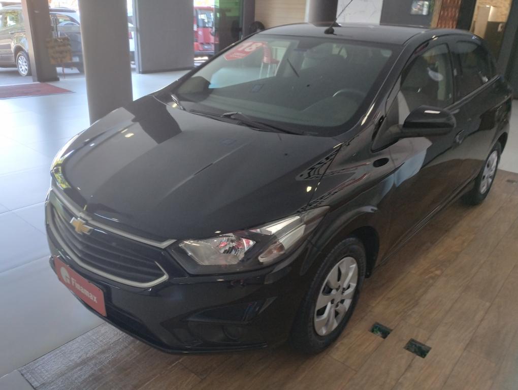 CHEVROLET Onix Hatch - Foto