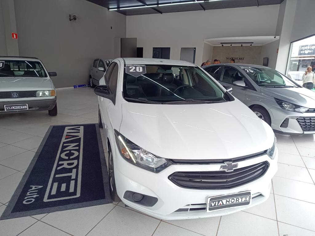 CHEVROLET Onix Hatch - Foto