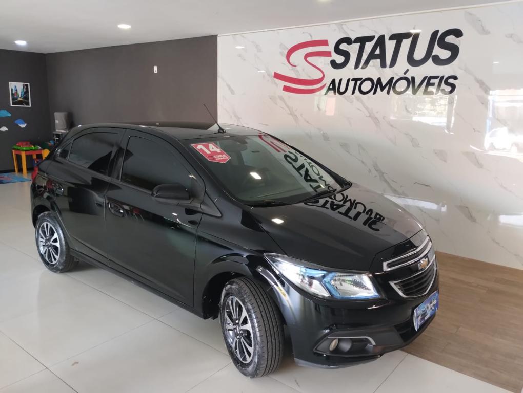 CHEVROLET Onix Hatch - Foto