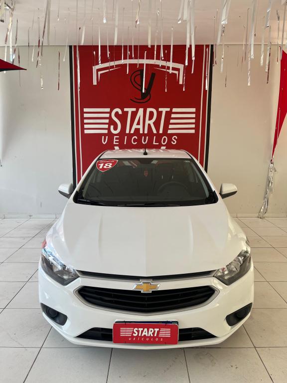 CHEVROLET Onix Hatch - Foto