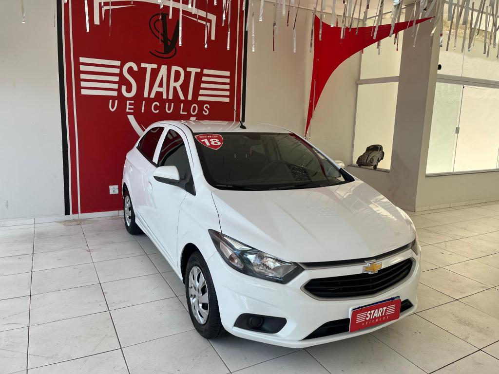 CHEVROLET Onix Hatch - Foto