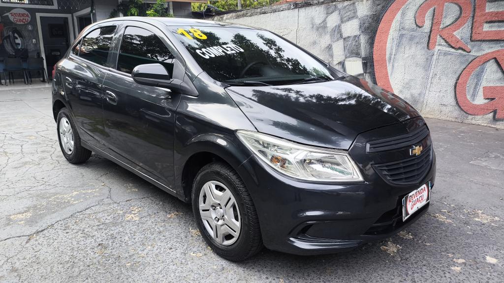 CHEVROLET Onix Hatch - Foto