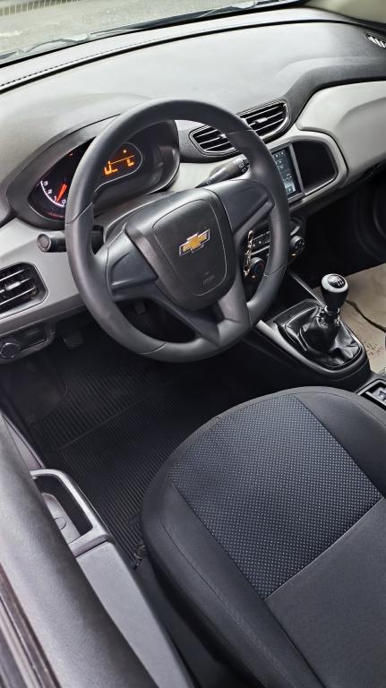 CHEVROLET Onix Hatch - Foto