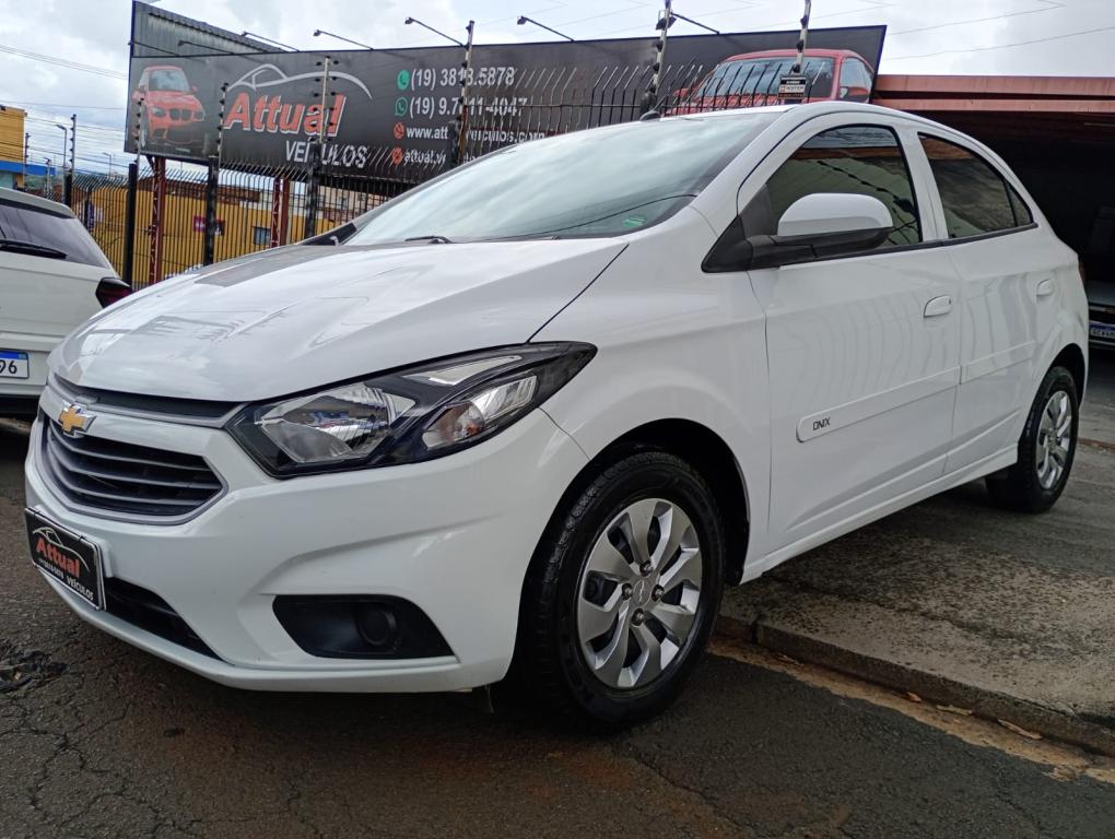 CHEVROLET Onix Hatch - Foto