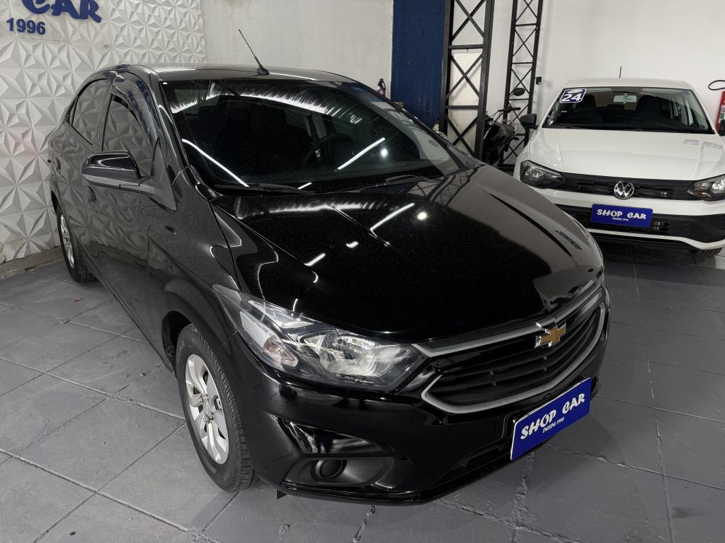 CHEVROLET Onix Hatch - Foto