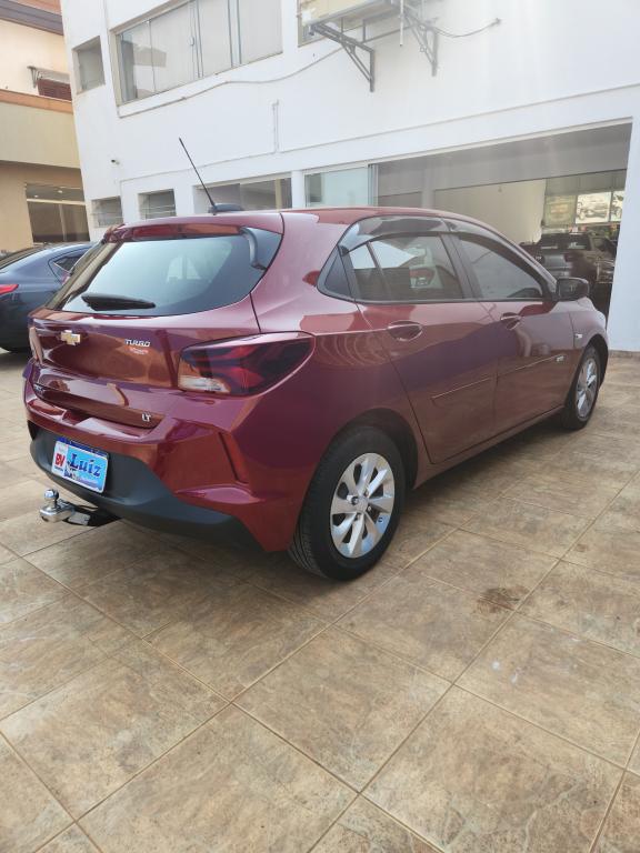 CHEVROLET Onix Hatch - Foto