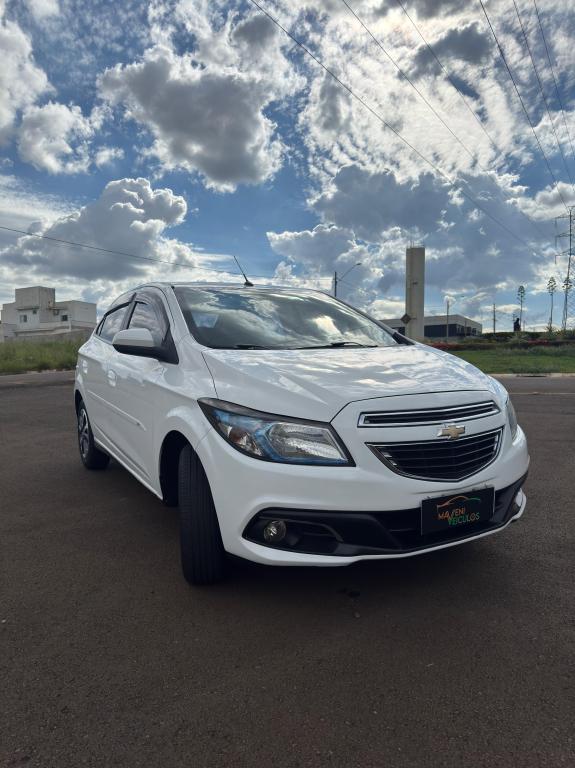 CHEVROLET Onix Hatch