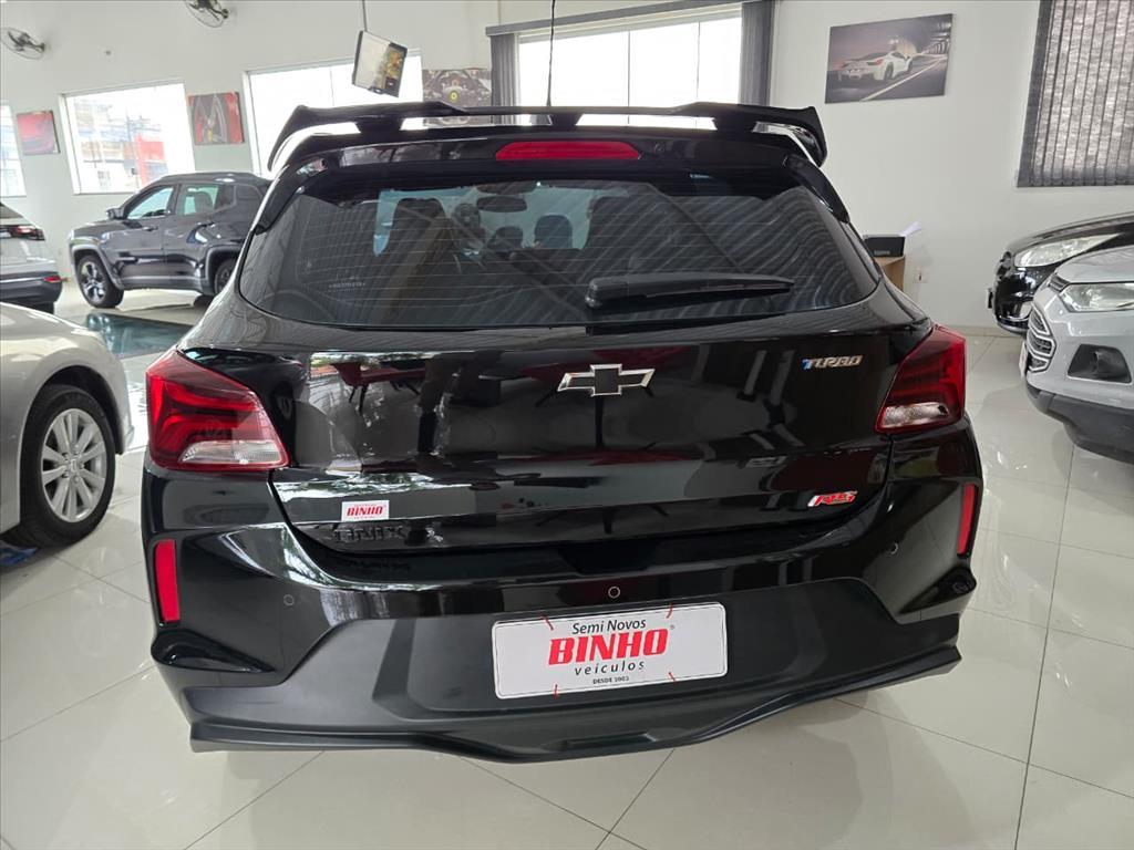 CHEVROLET Onix Hatch - Foto