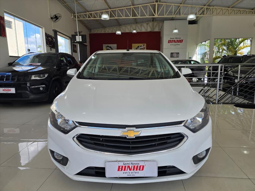 CHEVROLET Onix Hatch - Foto