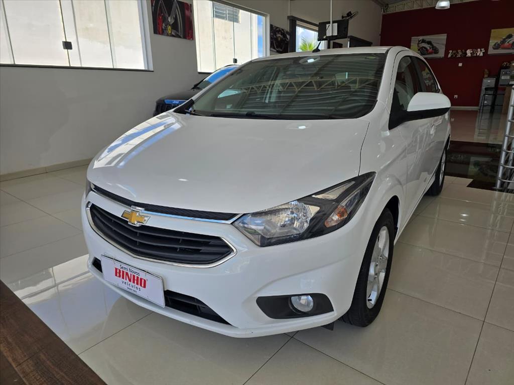 CHEVROLET Onix Hatch - Foto