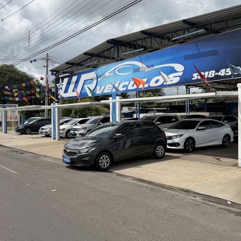 CHEVROLET Onix Hatch