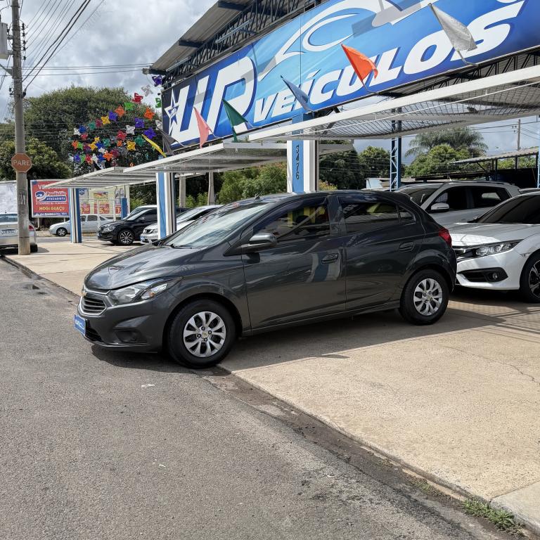 CHEVROLET Onix Hatch - Foto