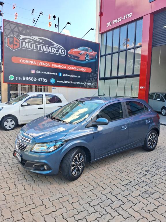 CHEVROLET Onix Hatch - Foto