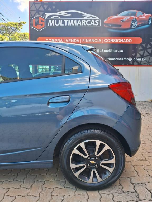 CHEVROLET Onix Hatch - Foto