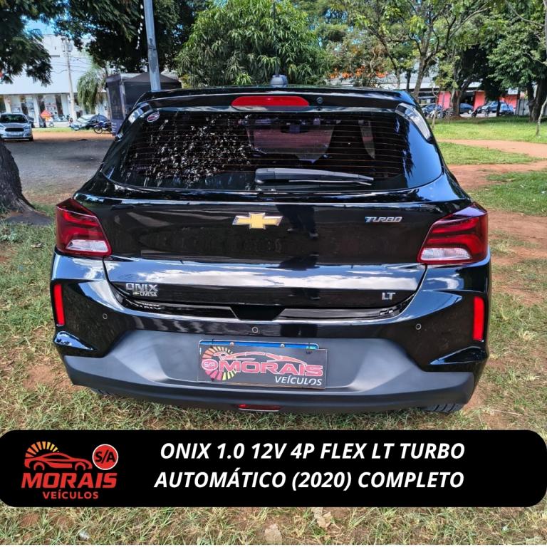 CHEVROLET Onix Hatch - Foto