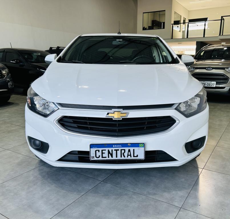 CHEVROLET Onix Hatch - Foto