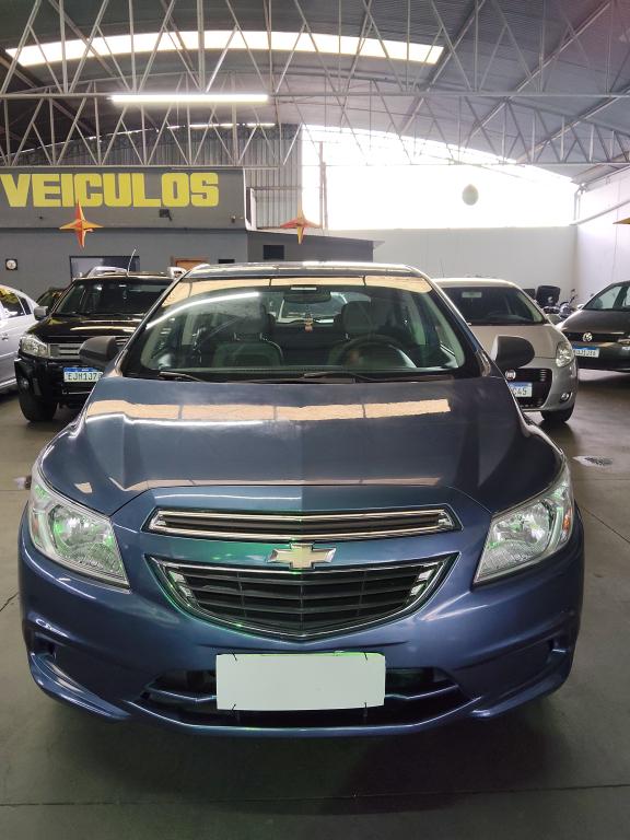 CHEVROLET Onix Hatch - Foto