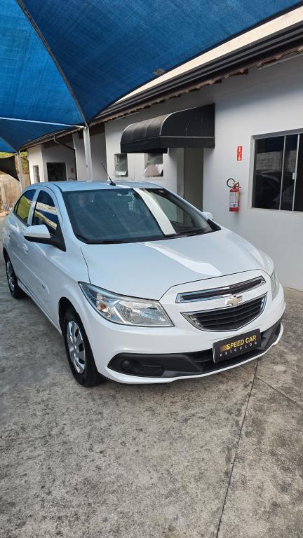 CHEVROLET Onix Hatch - Foto