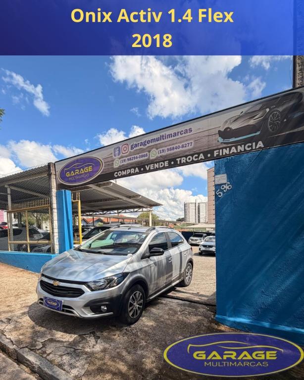 CHEVROLET Onix Hatch - Foto