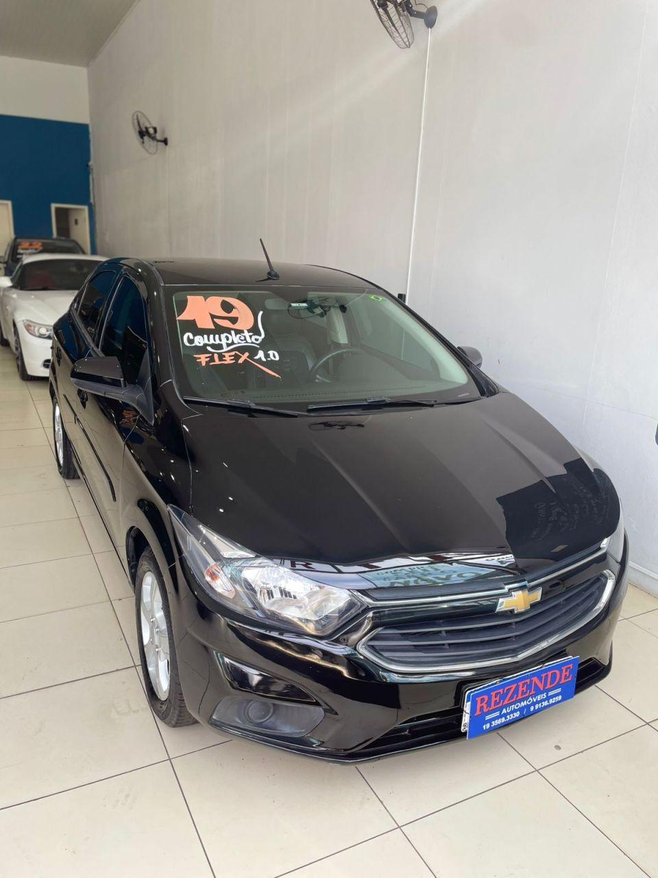 CHEVROLET Onix Hatch - Foto
