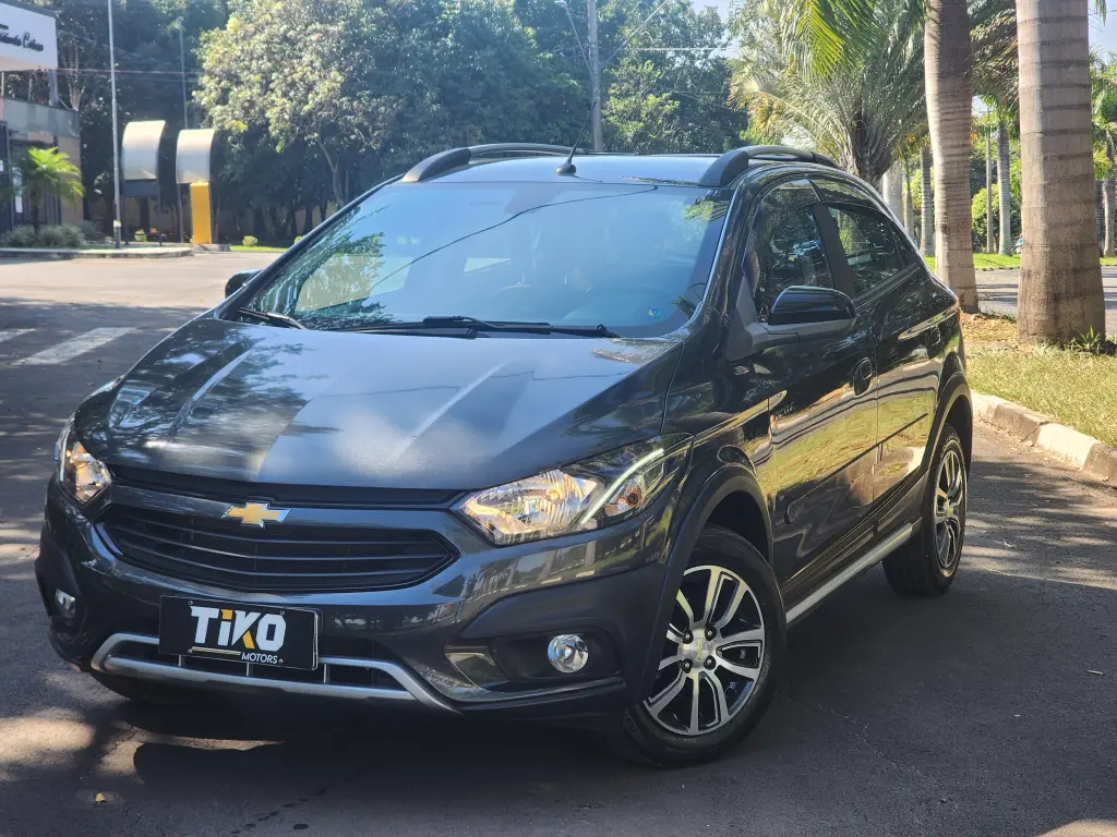 CHEVROLET Onix Hatch