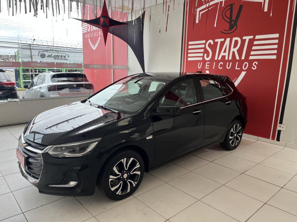 CHEVROLET Onix Hatch - Foto