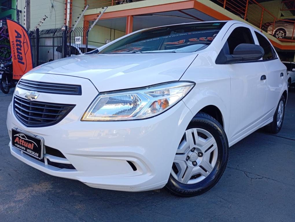 CHEVROLET Onix Hatch - Foto
