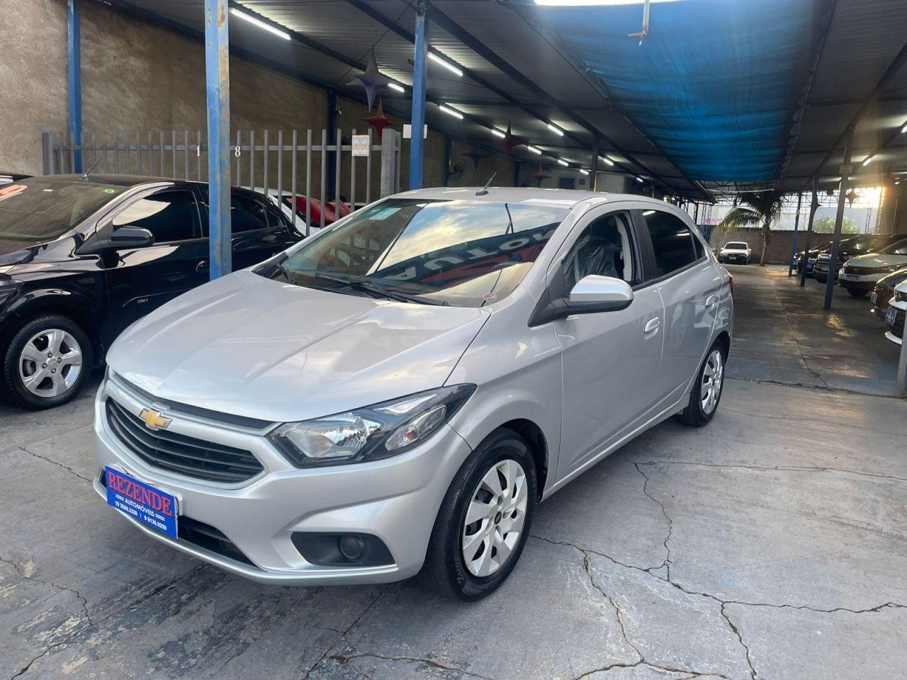 CHEVROLET Onix Hatch