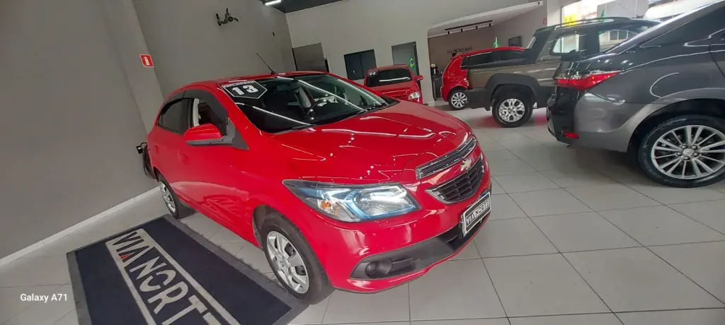 CHEVROLET Onix Hatch