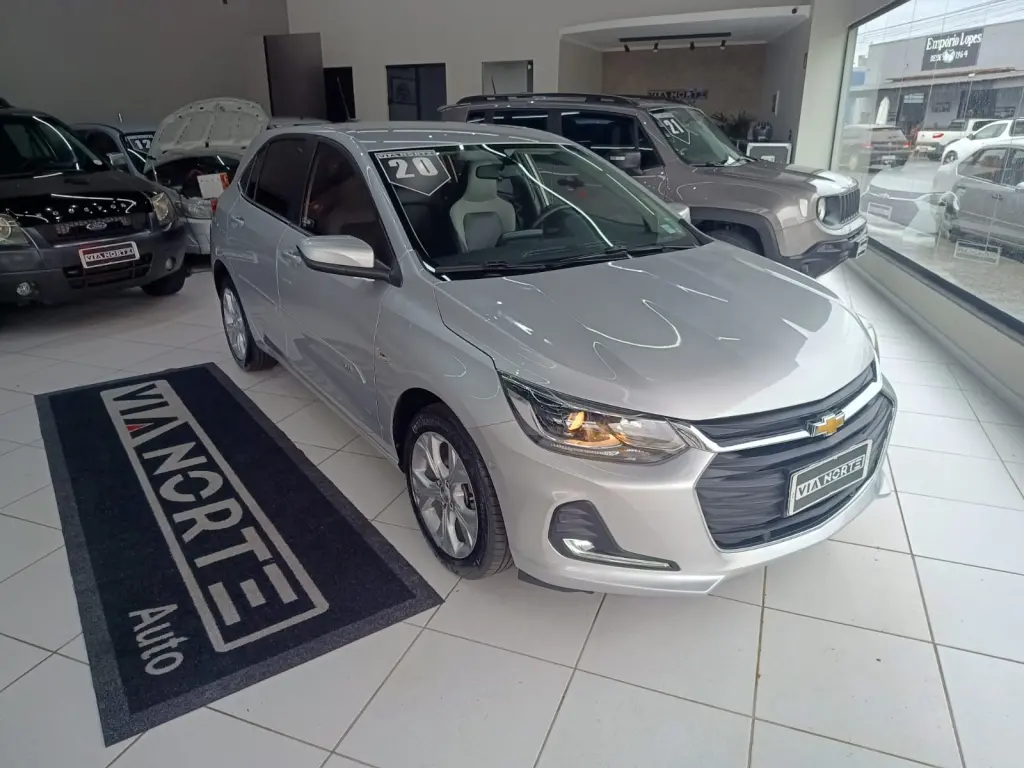 CHEVROLET Onix Hatch