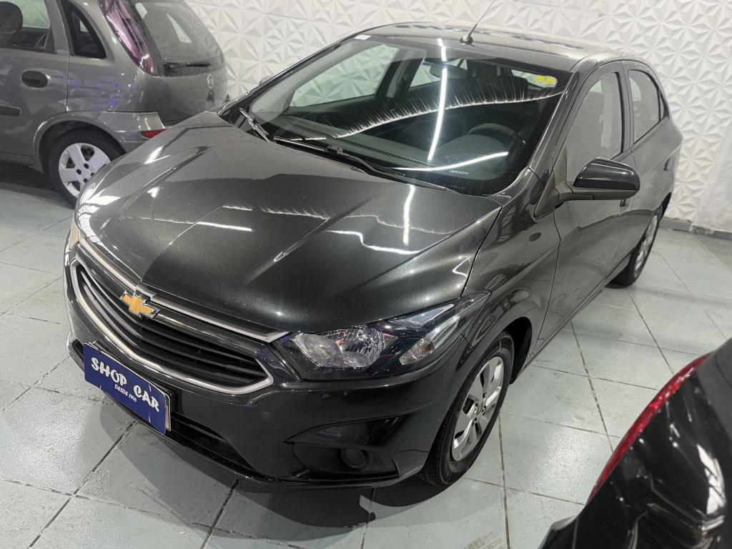 CHEVROLET Onix Hatch - Foto