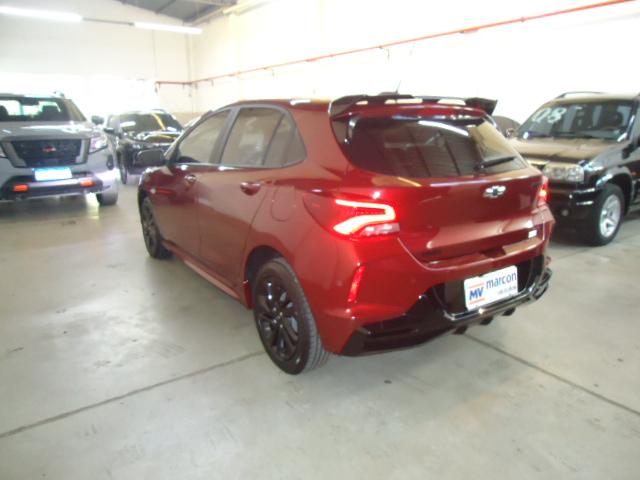 CHEVROLET Onix Hatch - Foto