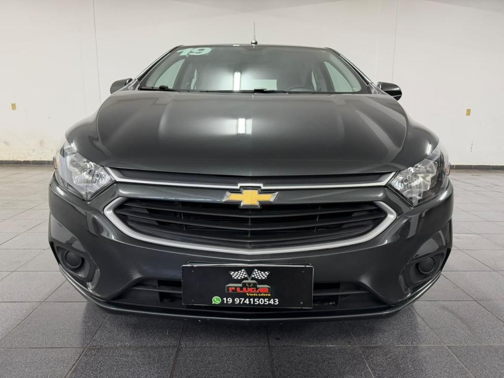 CHEVROLET Onix Hatch - Foto